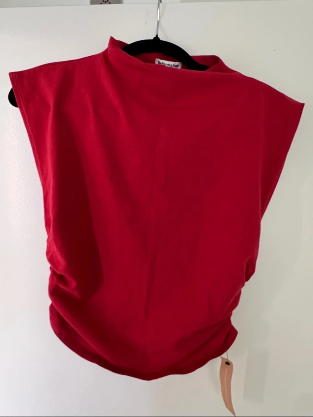 NWT Reformation Lipstick Red Mock Neck Sleeveless Tank - Picture 1 of 4